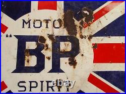 A original, vintage'BP Motor Spirit' enamel sign. A beautiful design piece