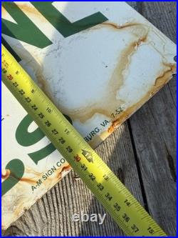 Enamel Sign VALVOLINE Motor Oil Vintage Garage /Man Cave /18x12 Classic car