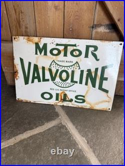 Enamel Sign VALVOLINE Motor Oil Vintage Garage /Man Cave /18x12 Classic car