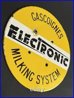 Gascoignes Electronic Milking System Vintage Agriculture Enamel Porcelain Sign