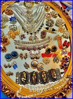 Huge High End 55 Pc Vintage Rhinestone Jewelry Lot Signed Bling