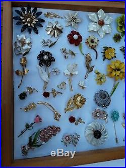 Huge Lot Vintage Costume Jewelry enamel Flowers Brooches Set's Signed
