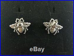 Signed GUCCI Classic Pearl Vintage Tone Stud Bee Earrings