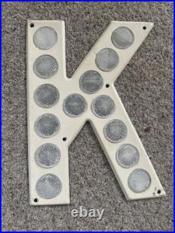 VINTAGE REFLECTING ROAD SIGN LETTERS Mid Century H O Y R T E E F K B