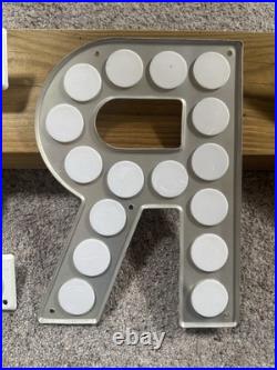 VINTAGE REFLECTING ROAD SIGN LETTERS Mid Century H O Y R T E E F K B
