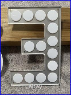 VINTAGE REFLECTING ROAD SIGN LETTERS Mid Century H O Y R T E E F K B