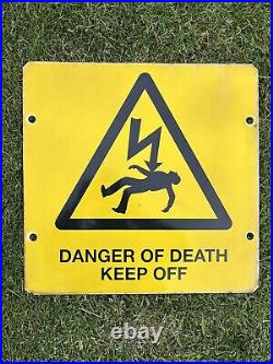 Vintage Enamel Sign Flat Danger of Death Keep off 45cm x 45cm (302)