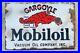 Vintage_Gargoyle_Mobil_Oil_Vacuum_Oil_Company_USA_Porcelain_Enamel_Sign_Board_01_gc